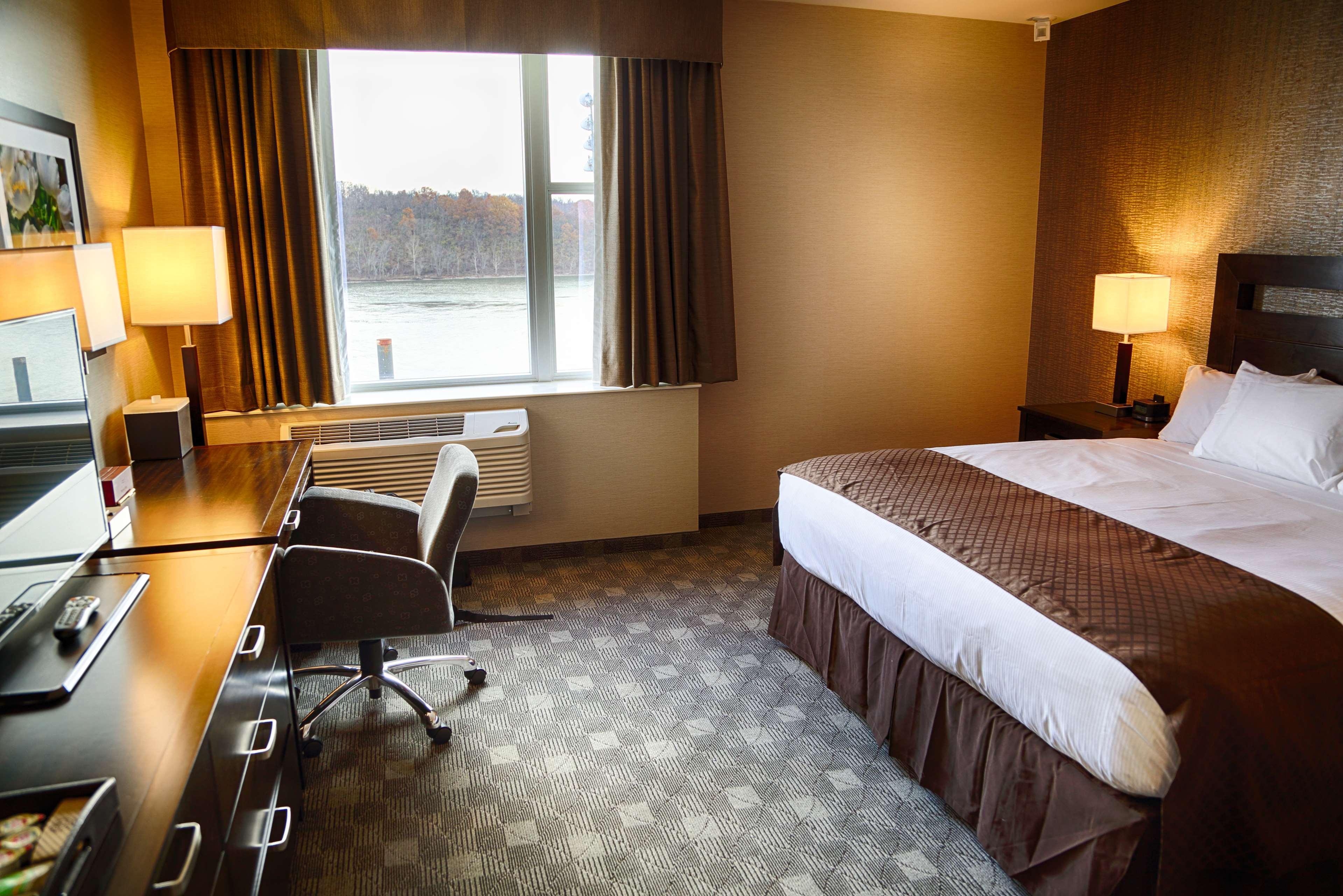 Doubletree By Hilton Lawrenceburg Hotel Екстериор снимка