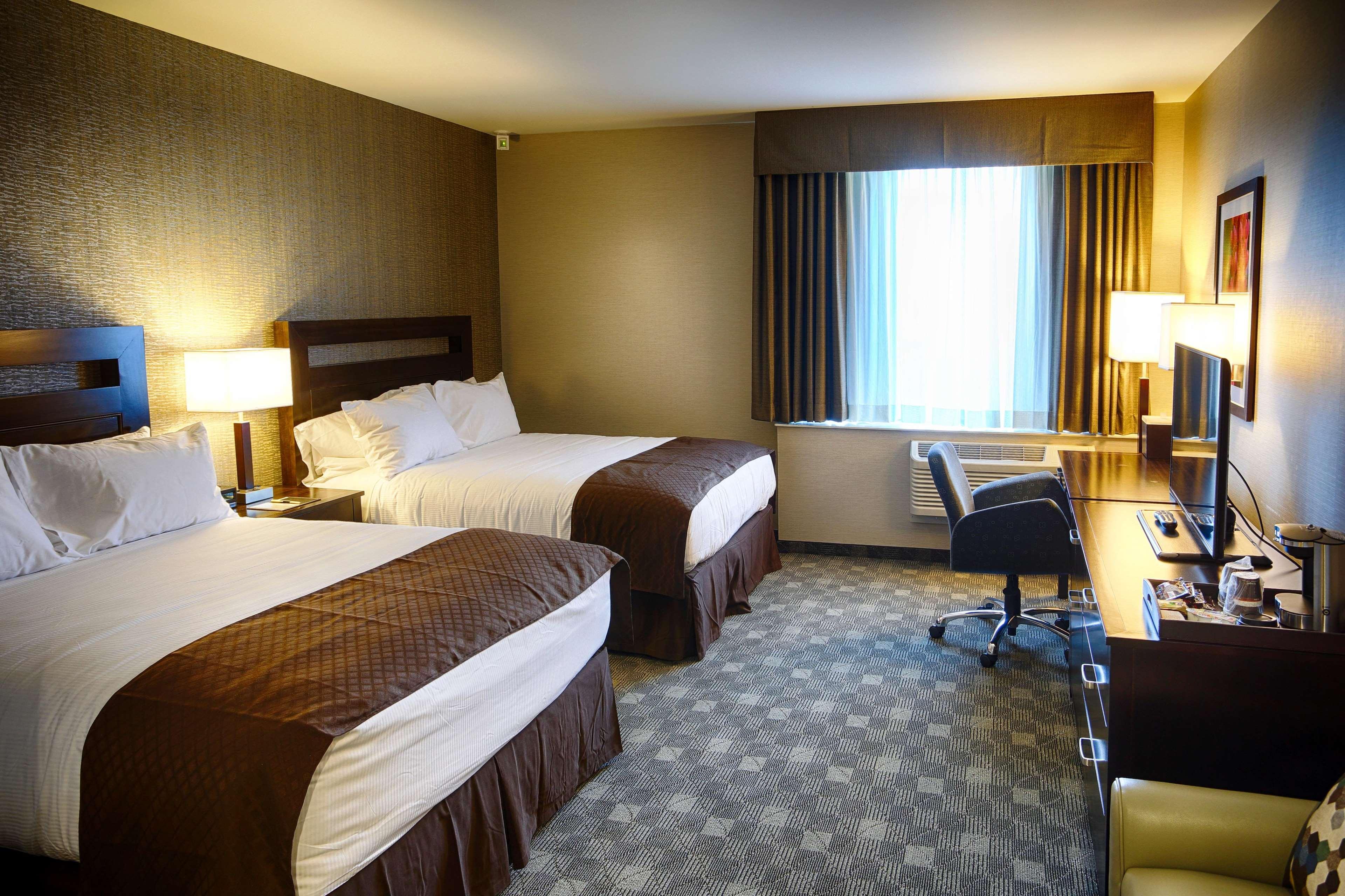 Doubletree By Hilton Lawrenceburg Hotel Екстериор снимка